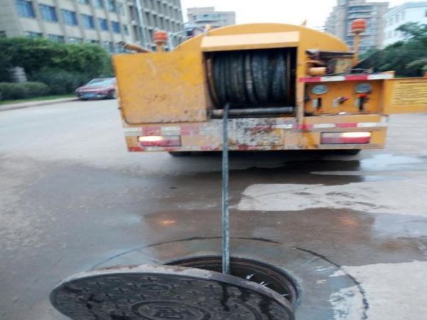 辽宁高压管道疏通机报价（高压疏通机高压管价格）